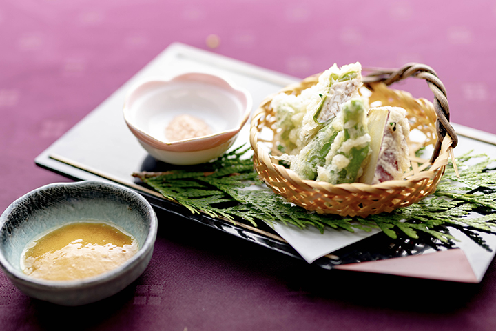 京都の和食レストラン ゆう月の冬の会席料理 天ぷら