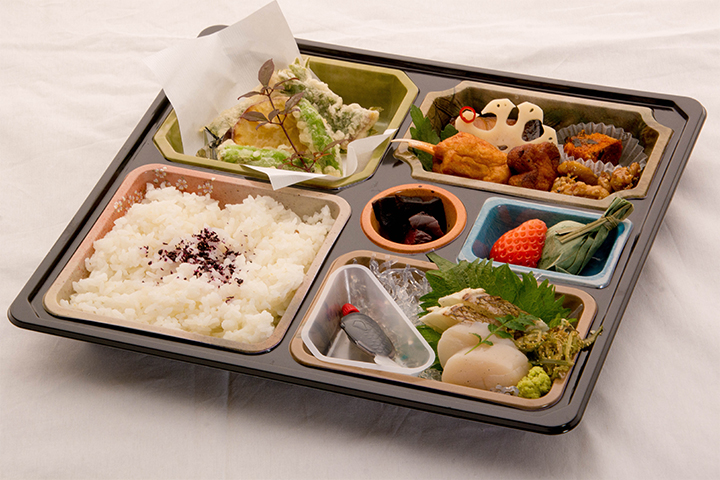 綾部の料亭 ゆう月 仕出し弁当 mr用 リーズナブル